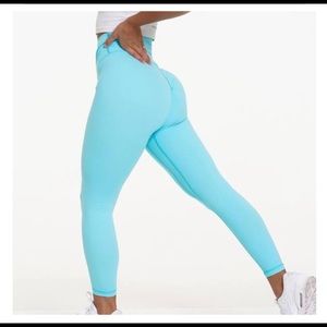 NVGTN contour leggings